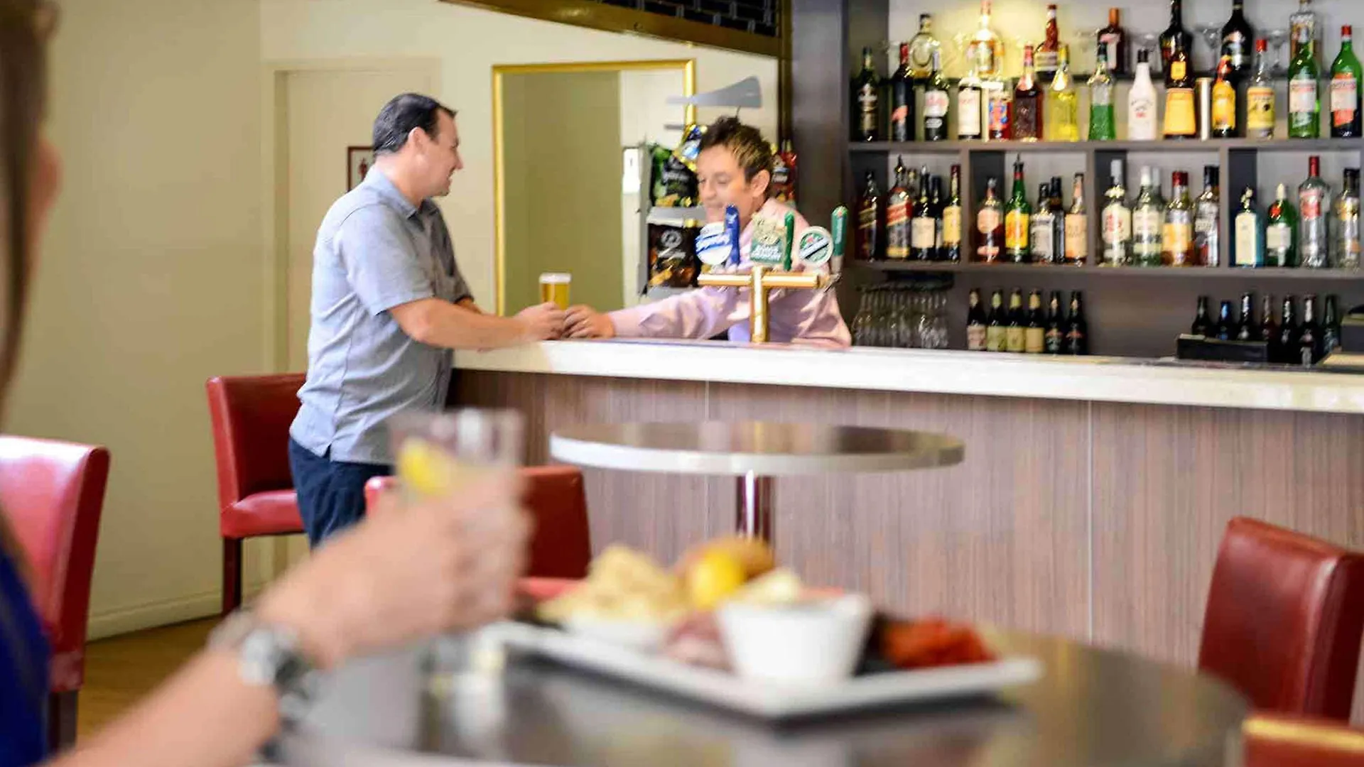 ***  Grosvenor Hotel Adelaide By Accor Australia